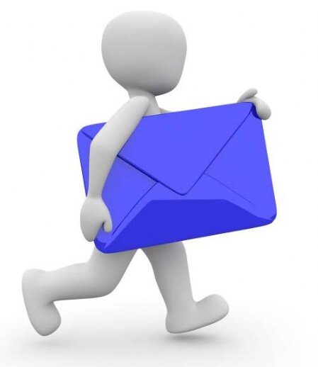 Sende uns eine Email